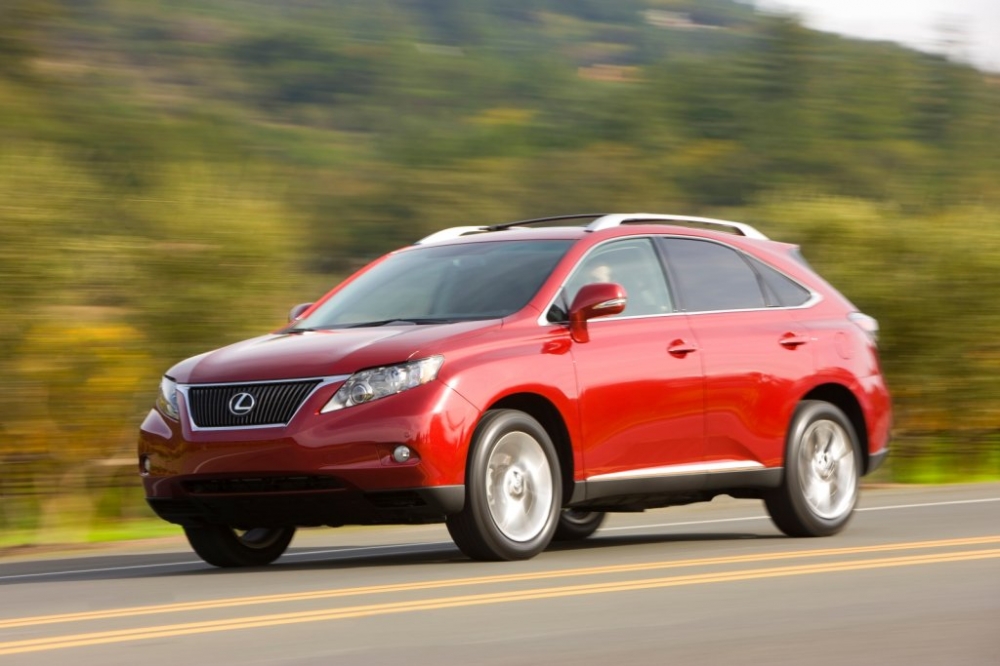 Lexus RX - cztery generacje bestsellera