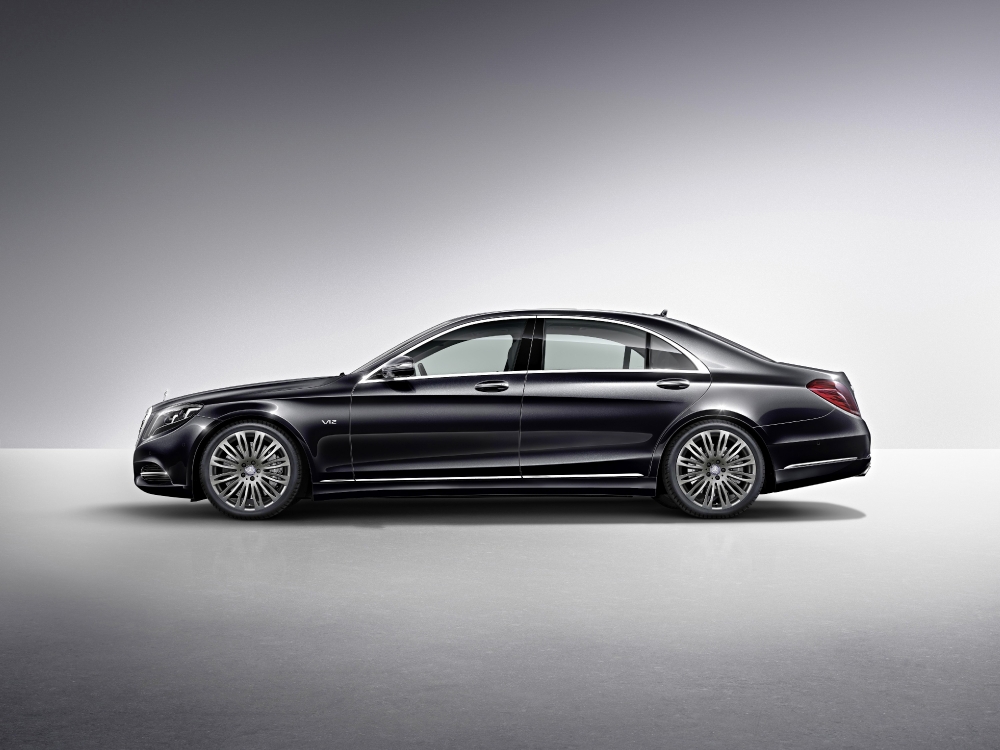 S 600 - debiut flagowej limuzyny Mercedesa w Detroit