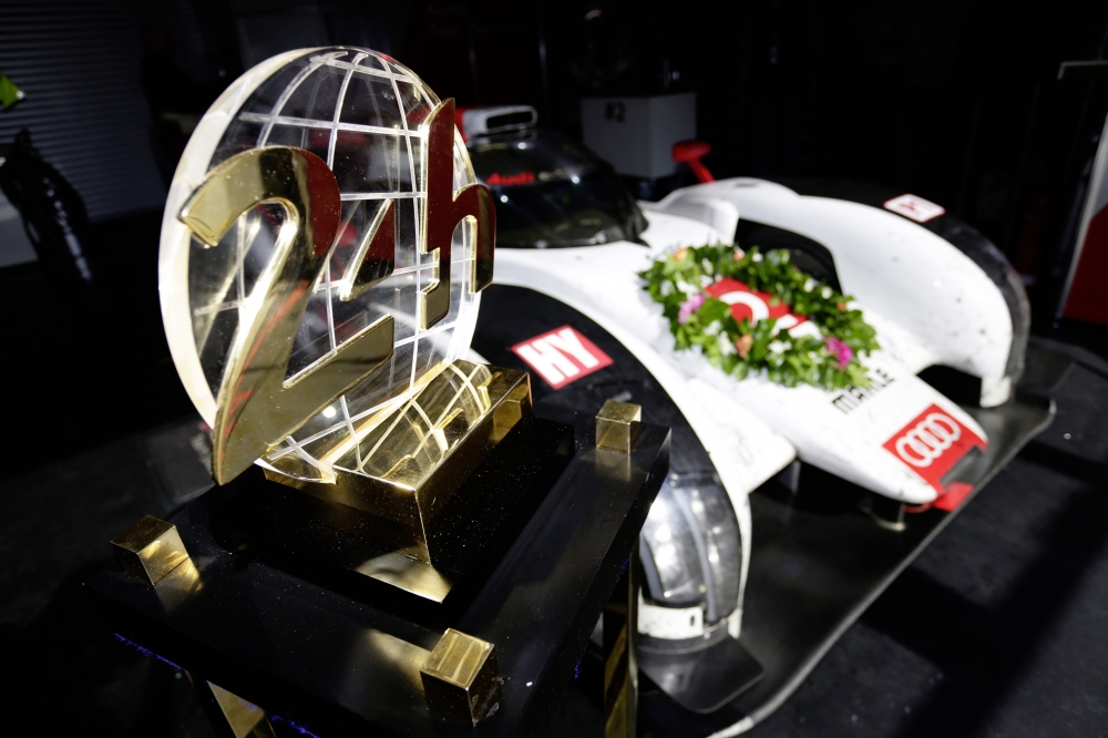 Trzy Audi R18 e-tron quattro w Le Mans