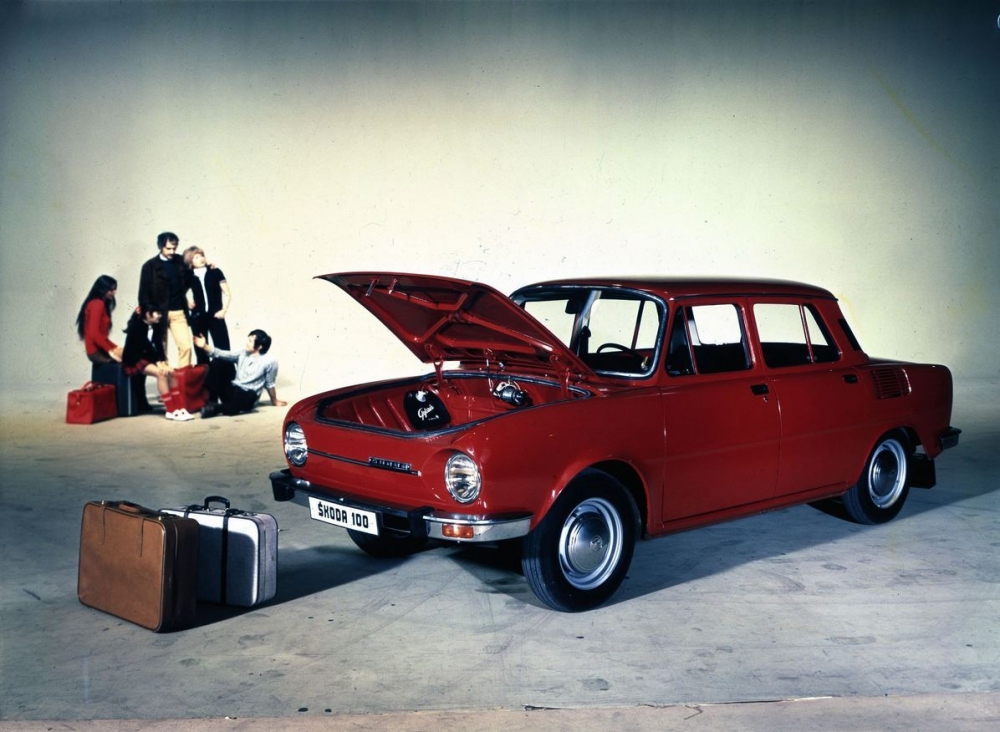40 lat od zakończenia produkcji modelu 100