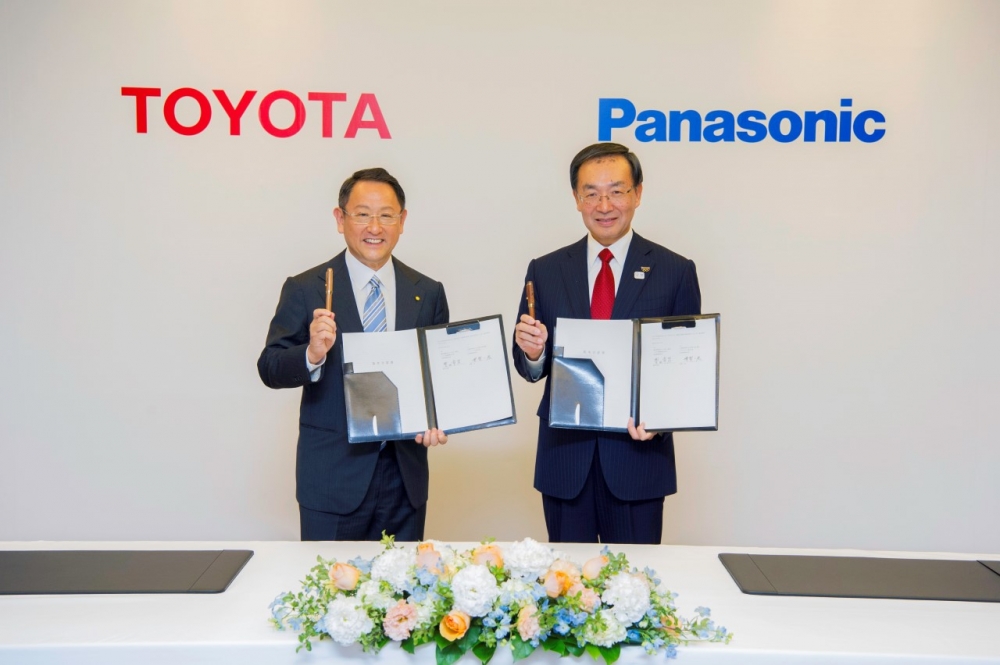 Toyota i Panasonic mogą wkrótce produkować baterie litowo-jonowe