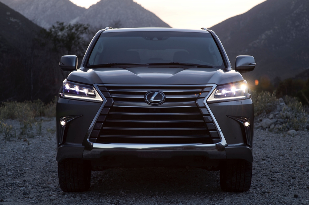 Lexus LX w wersji kabriolet