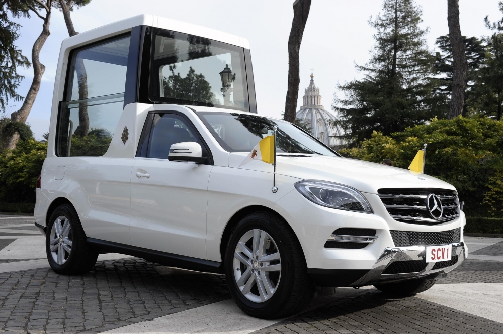 Nowy papamobile dla Benedykta XVI
