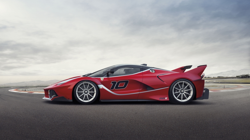 Ferrari FXX K: LaFerrari na sterydach