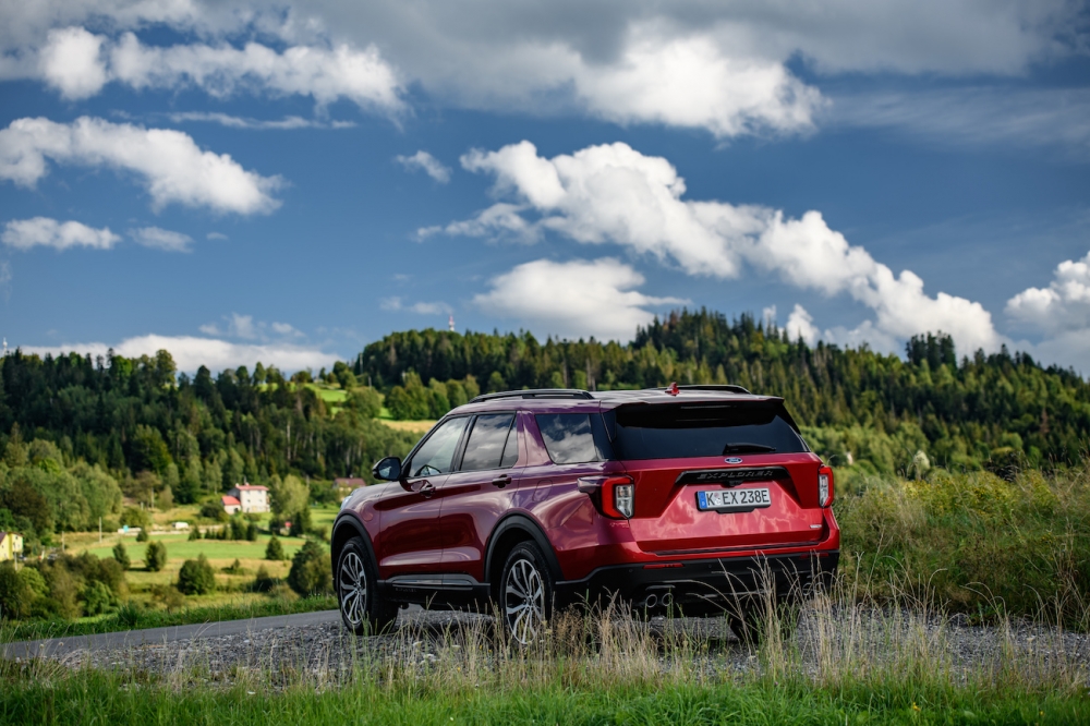 Ford przedstawił nowego Explorera Plug-in Hybrid