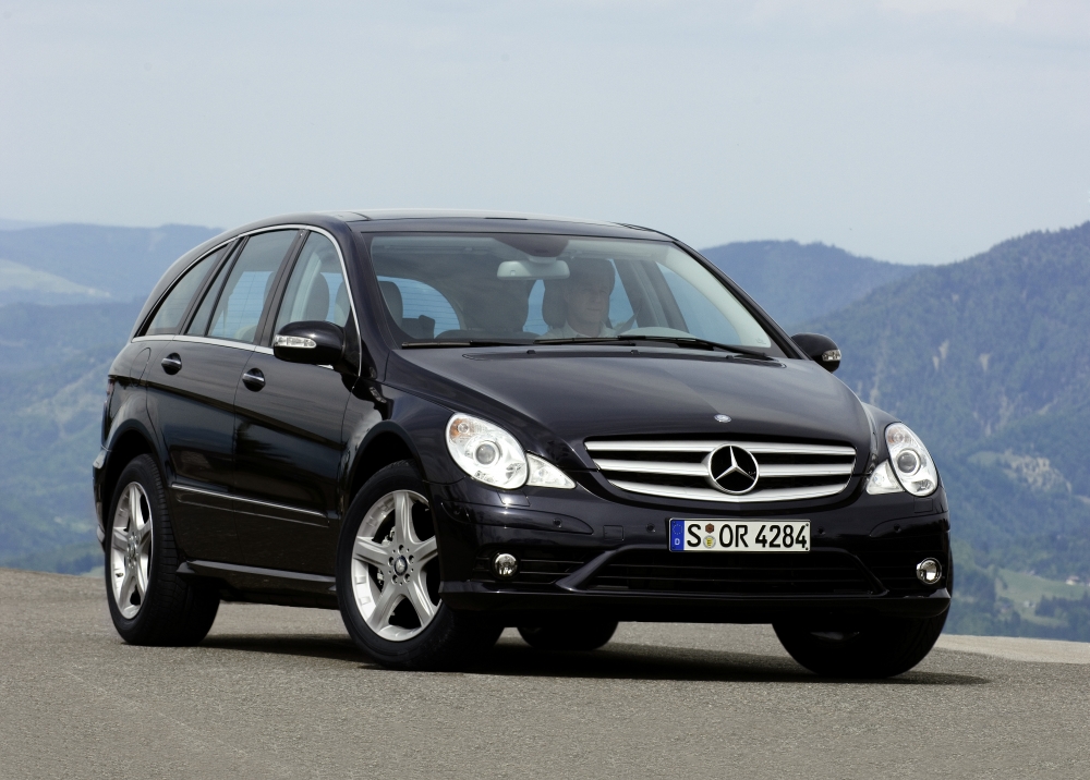 Mercedes-Benz Klasy R po liftingu - zdjęcia szpiegowskie