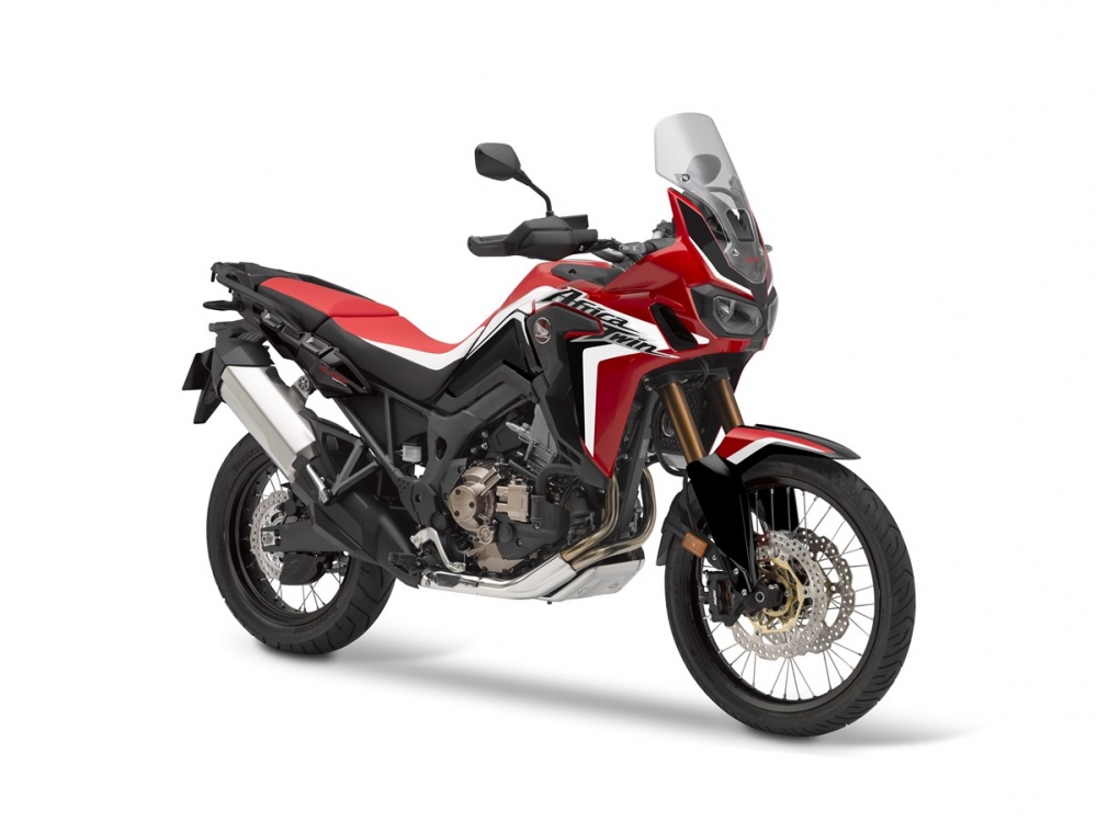 Honda na salonach motocyklowych w Paryżu i Kolonii