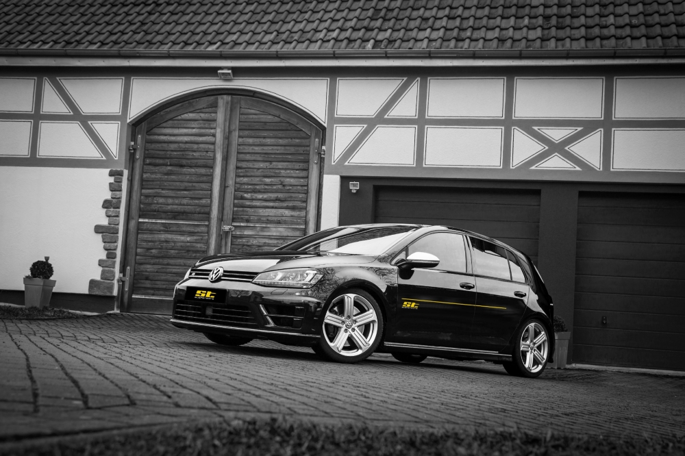 Golf R ze sprężynami ST - niżej, szerzej
