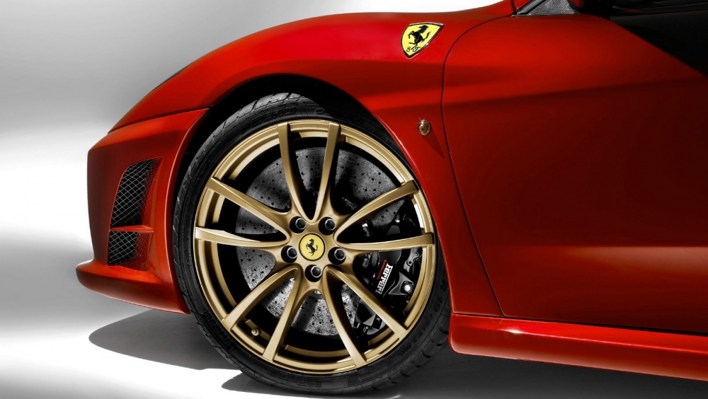 Ferrari z malowaniem za 100 tyś. dolarów