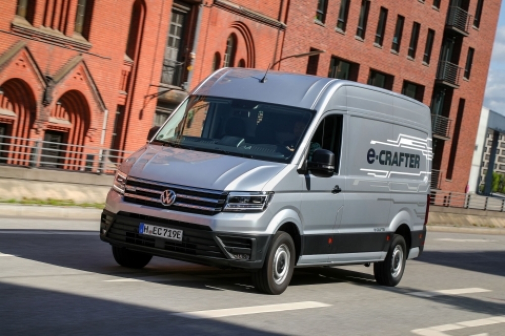 Volkswagen e-Crafter w najmie długoterminowym. To się opłaca!