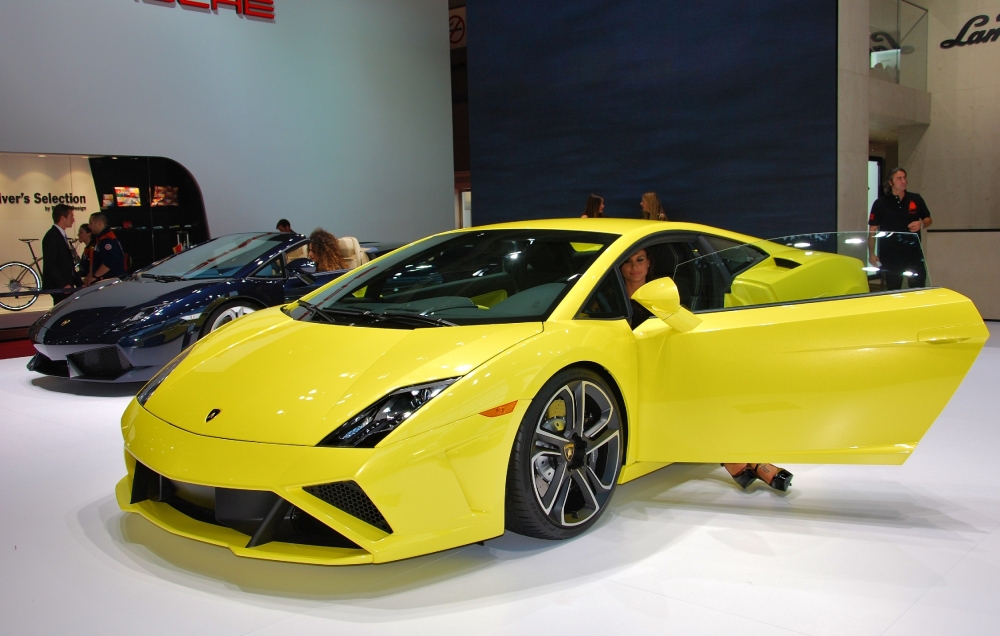 Odświeżone Lamborghini Gallardo LP 560-4 w Paryżu