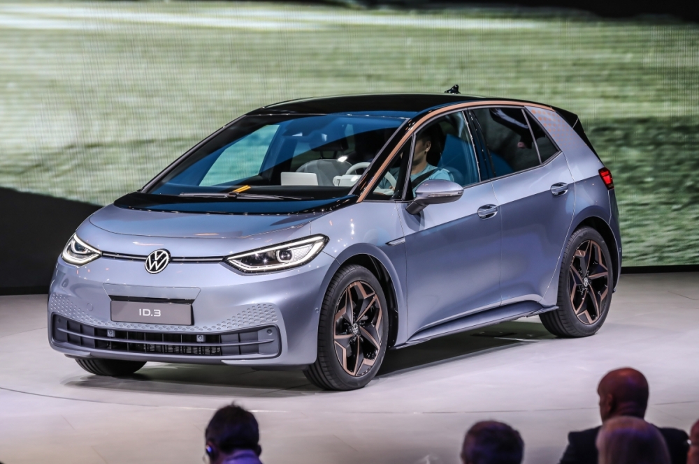 ID.3 wreszcie w pełnej krasie – debiut elektrycznego Volkswagena we Frankfurcie podczas IAA