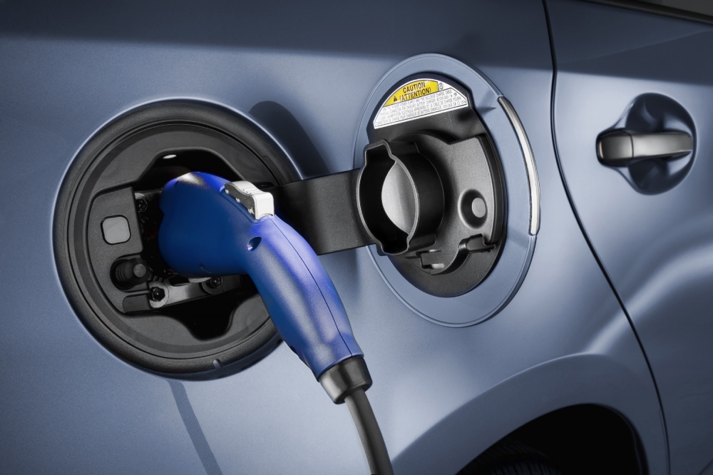 Toyota rozpoczyna inwestycje w samochody elektryczne