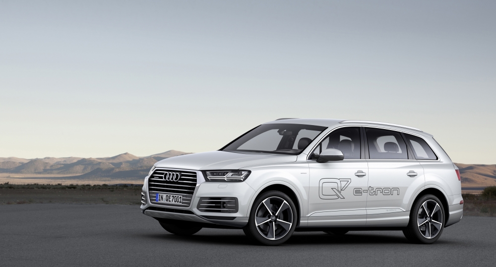 Można już zamawiać Audi Q7 e-tron 3.0 TDI quattro