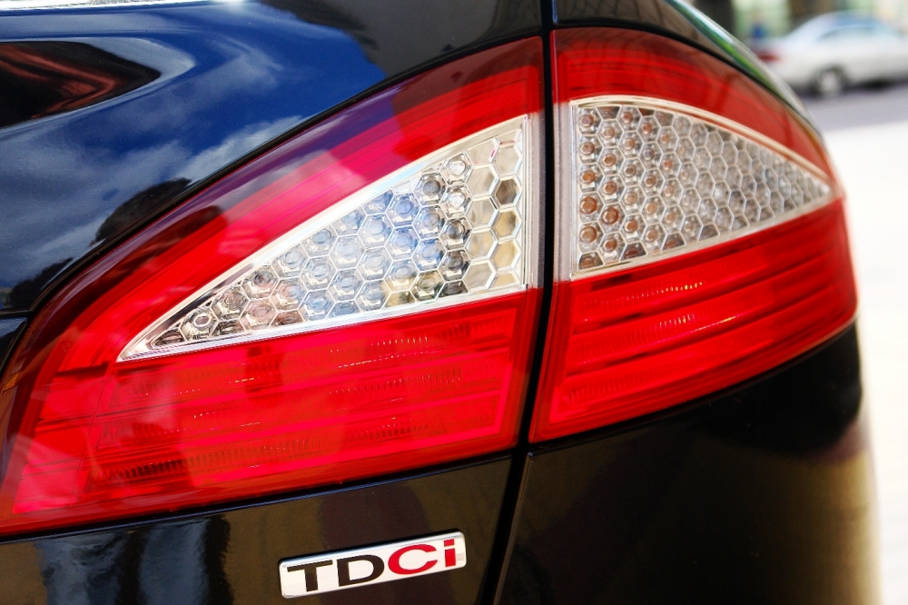 Ford Mondeo 2011 - zdjęcia szpiegowskie