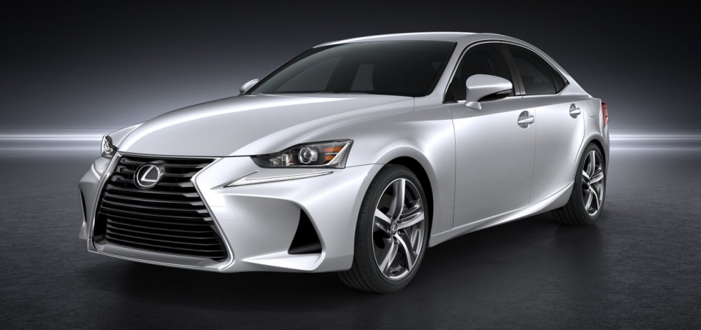Lexus IS 2017: premiera w Pekinie
