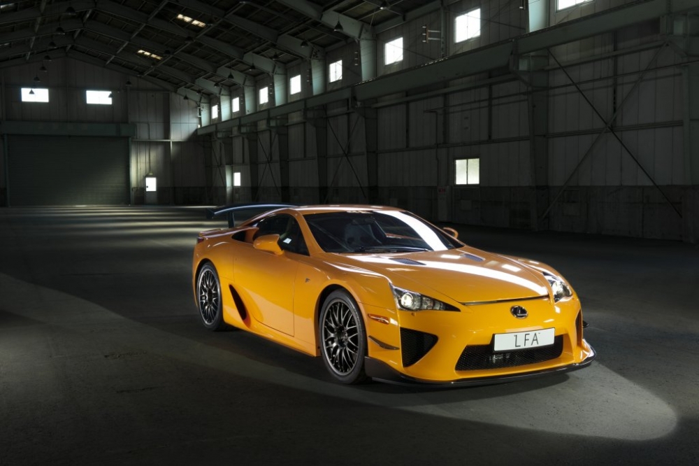 Lexus LFA z autografem za 7 milionów dolarów