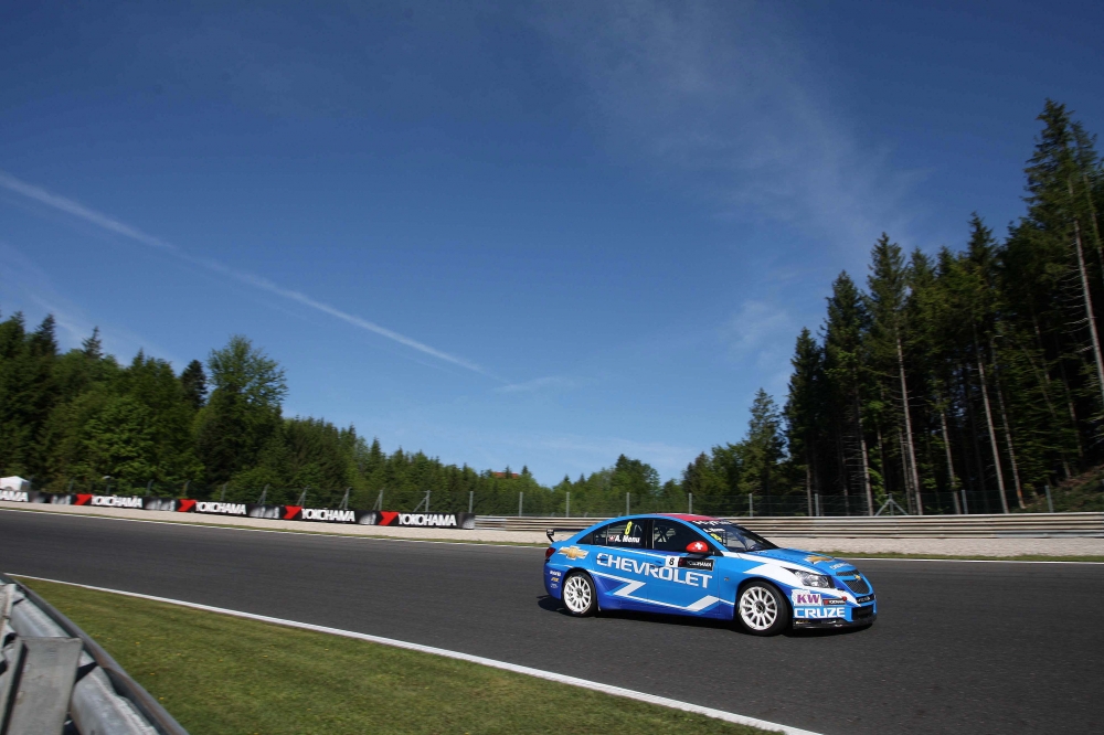 Potrójne zwycięstwo dla Chevroletów Cruze w Austrii