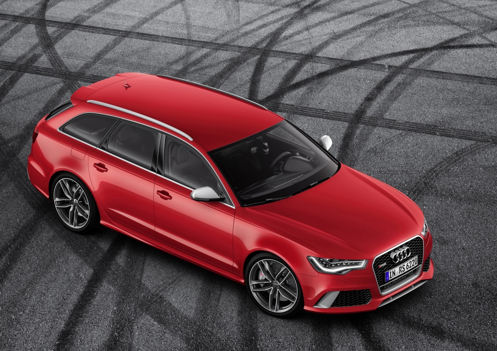 Audi RS 6 Avant Samochodem Roku Playboya 2014 w kategorii 