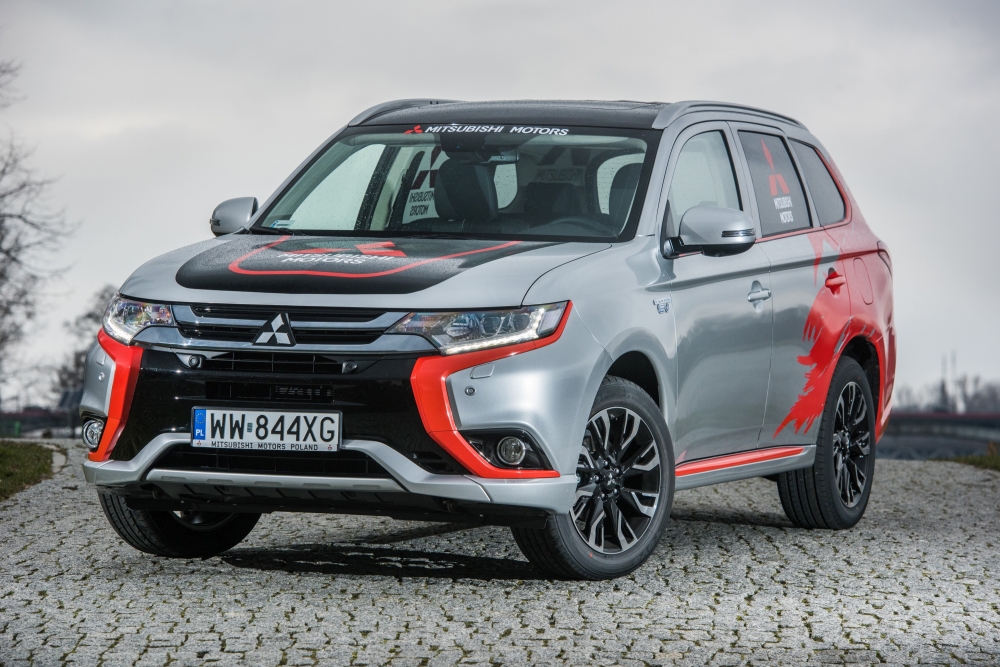 100 000 Mitsubishi Outlanderów PHEV