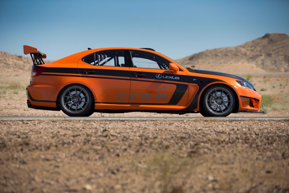 Lexus IS F CCS-R: dotknąć chmur