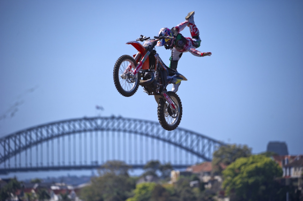 Torres mistrzem Red Bull X-Fighters 2011