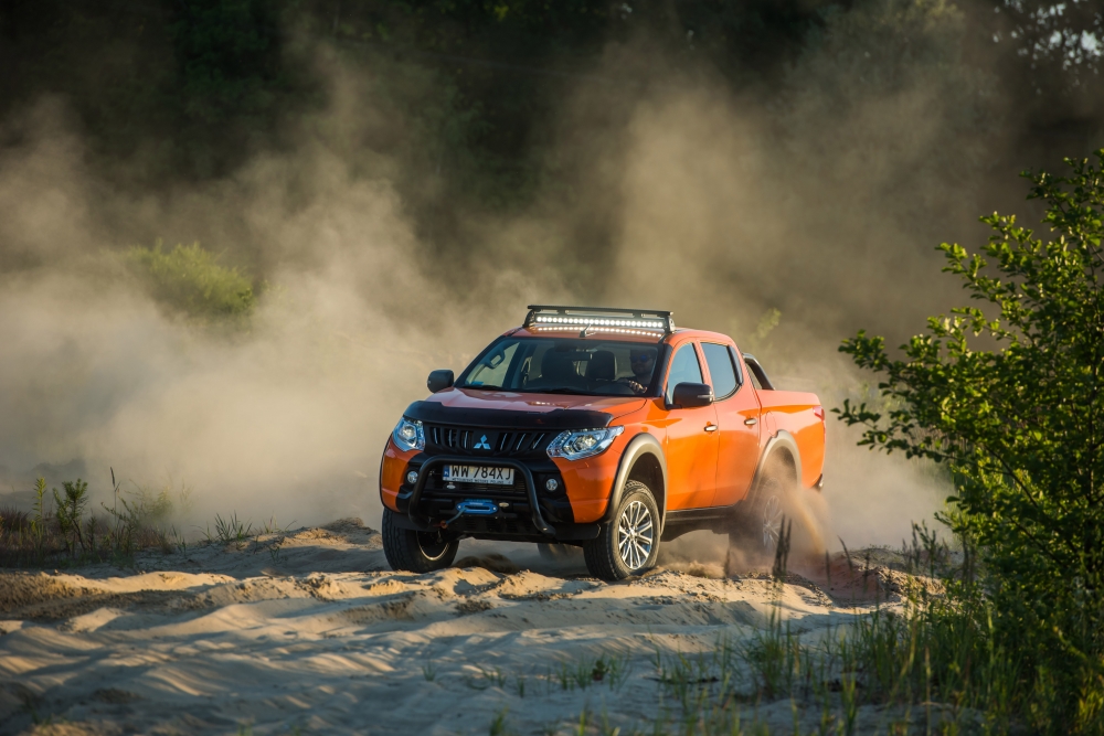 Mitsubishi L200 pickupem roku według Auto Express
