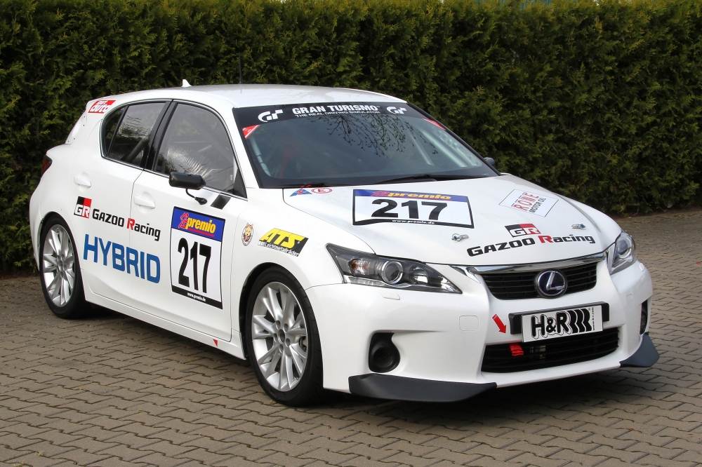 Lexus CT200h powalczy na Nurburgring