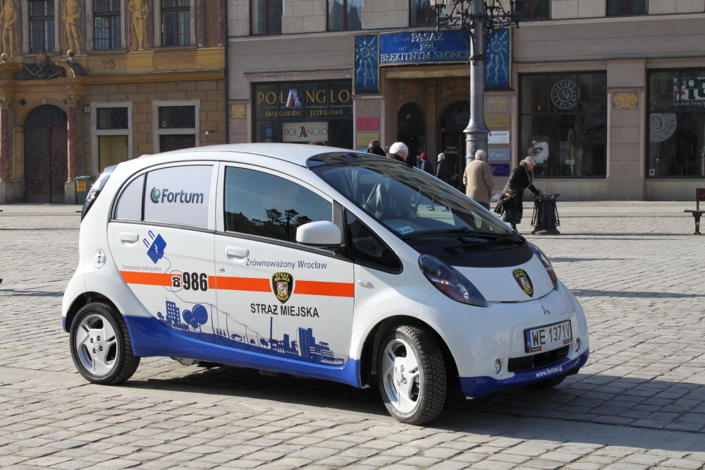 i-MIEV zielonym prezentem Fortum dla Wrocławia i Częstochowy