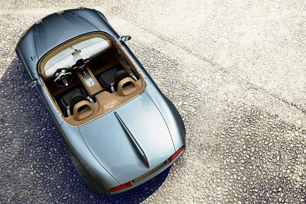 MINI Superleggera Vision - brytyjski roadster we włoskim stylu