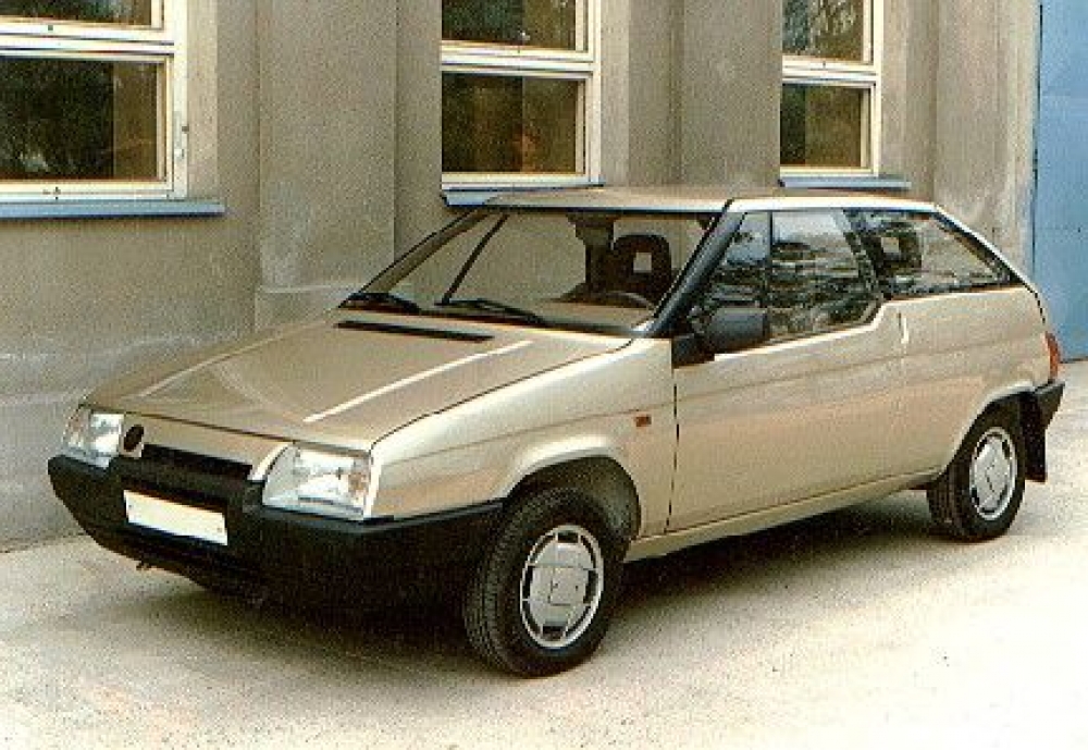 30 lat projektu S783. O krok od modelu Favorit Coupe