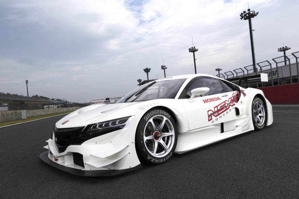 Honda NSX Concept-GT na torze Suzuka