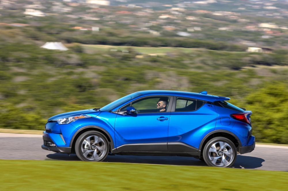 Toyota C-HR przebojem w Japonii