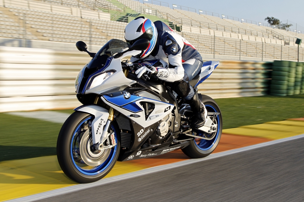 Zakrętowy system ABS od BMW Motorrad