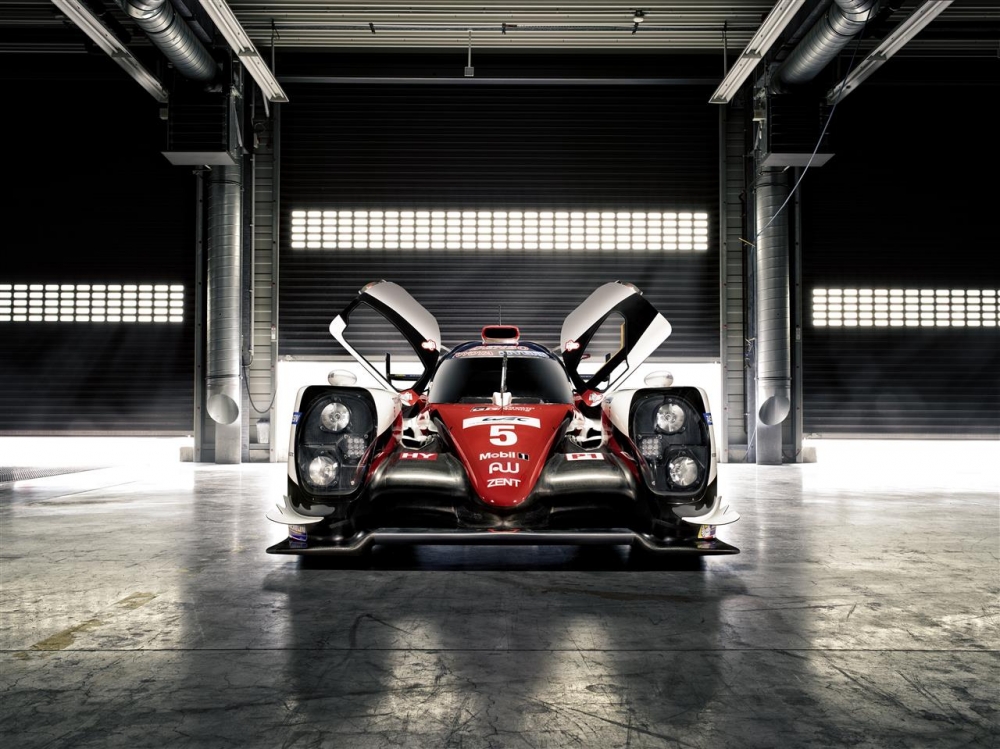 Toyota TS050 Hybrid - nowe wyzwanie dla Toyota Gazoo Racing 