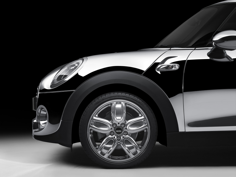 MINI z pakietem Chrome Line Deluxe: olśniewające!