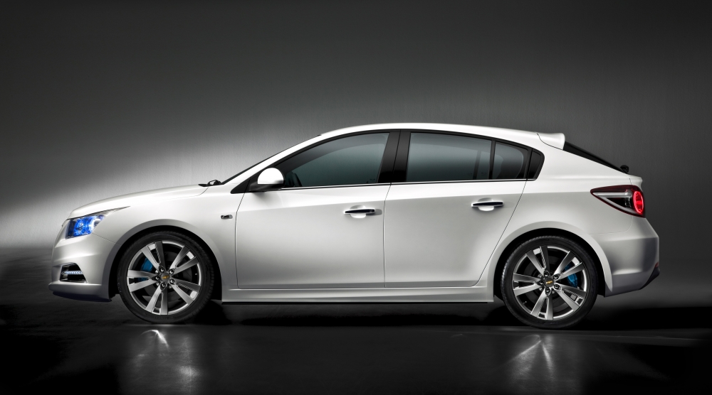 Chevrolet Cruze hatchback latem w sprzedaży