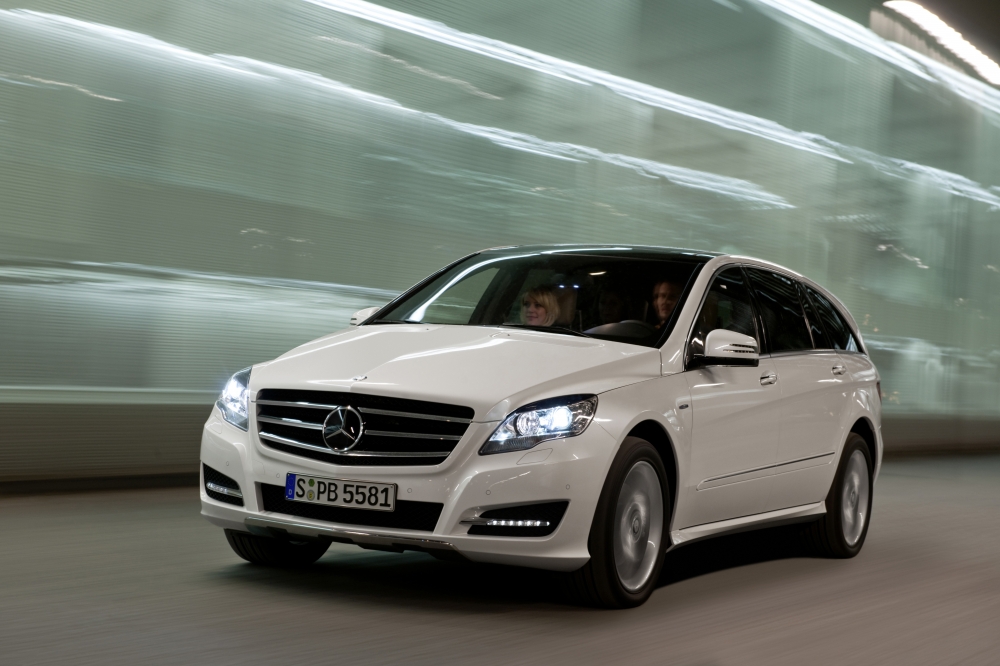 Mercedes-Benz Klasy R 2010 - brzydkie kaczątko